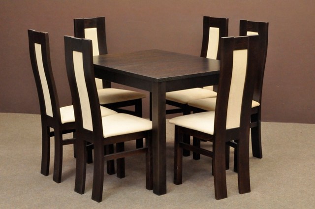 Zestaw stół i krzesła ZT144. Zródło: Batdom 