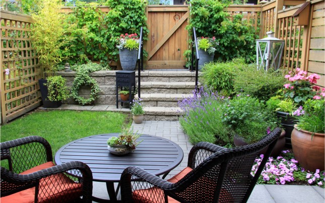 Jak dbać o meble ogrodowe? 